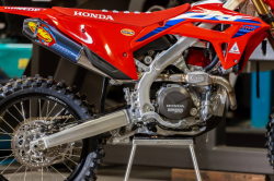 Výfukový systém FMF Factory 4.1 RCT Anodized Titan Carbon End Cap Full System Honda CRF250R 22-25